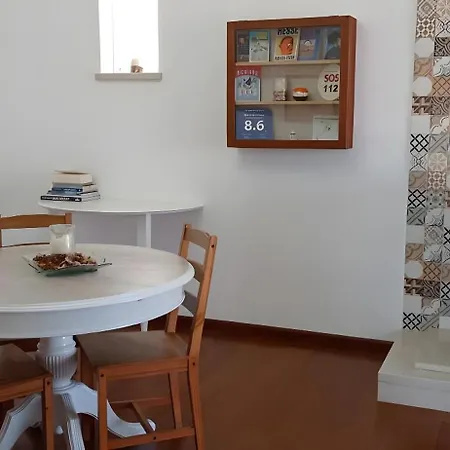 Pipo People House -