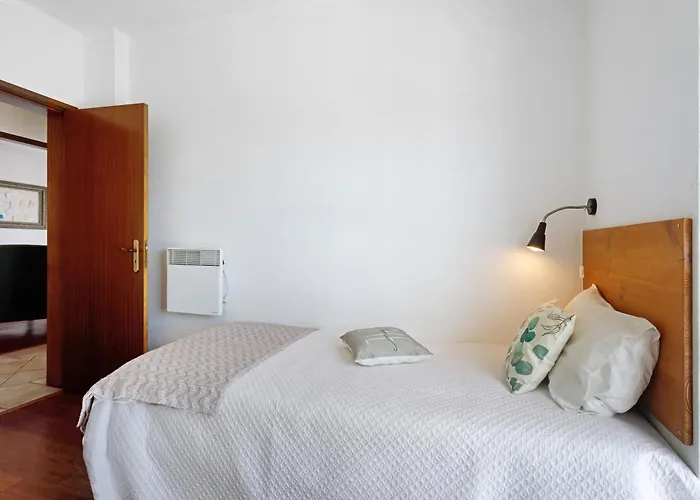 Casa de Férias Pipo People House - Óbidos